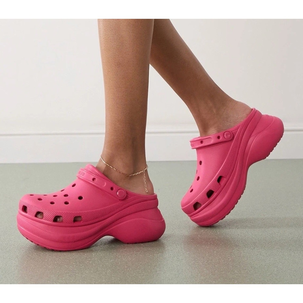 NEW Crocs Classic Bae Clogs Women's 11 Platform Dragon Fruit Pink